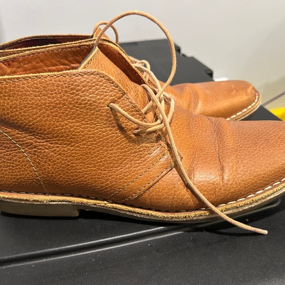 Tan Chukka Boots with Textured Leather and Crepe Sole - Picture 4 of 8